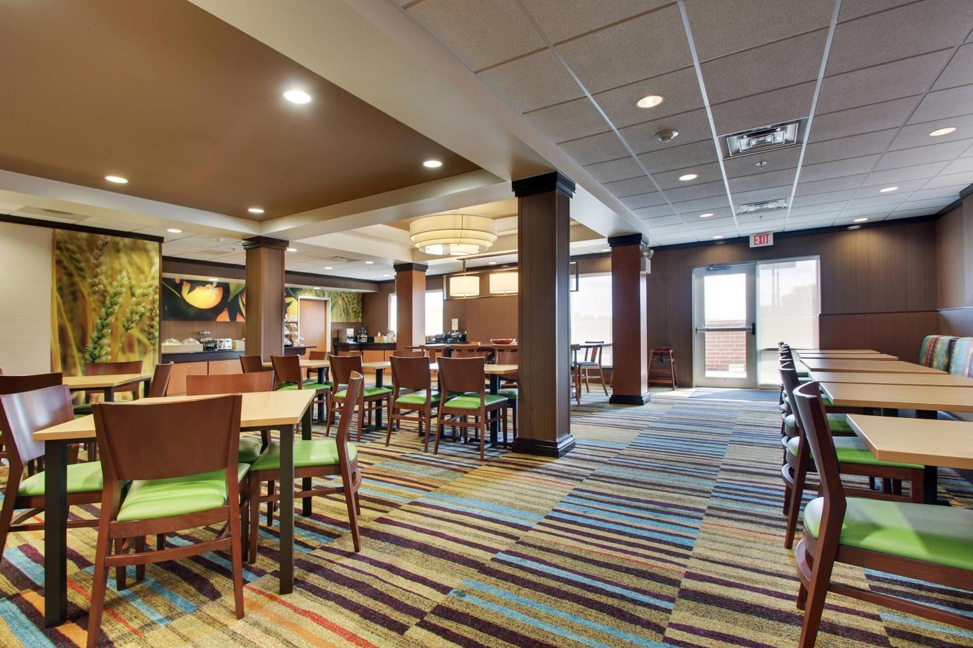 Fairfield Inn & Suites By Marriott Ottawa Starved Rock Area Exterior foto